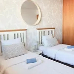 Sea&sun Paradise, Heated Pool, 2br, Parking بلايا بارايسو