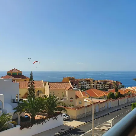 Sea&sun Paradise, Heated Pool, 2br, Parking Apartament *
