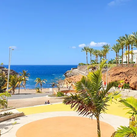 Sea&sun Paradise, Heated Pool, 2br, Parking Lägenhet