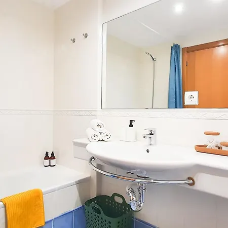 Apartament Sea&sun Paradise, Heated Pool, 2br, Parking *