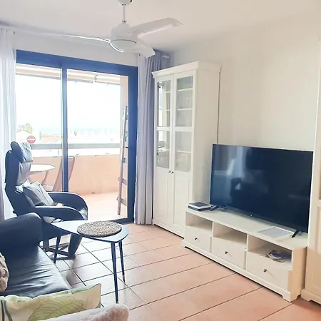 Appartement Sea&sun Paradise, Heated Pool, 2br, Parking