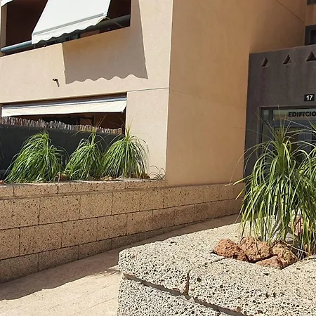 Sea&sun Paradise, Heated Pool, 2br, Parking