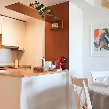 Sea&sun Paradise, Heated Pool, 2br, Parking