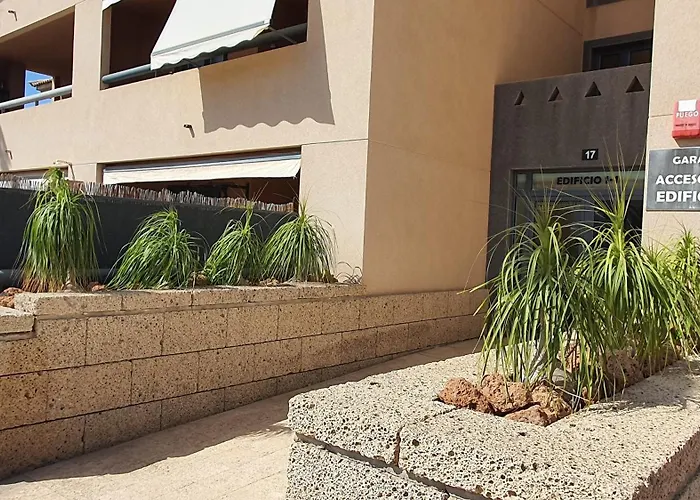 Sea&sun Paradise, Heated Pool, 2br, Parking