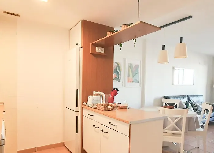 Apartman Sea&sun Paradise, Heated Pool, 2br, Parking *