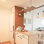 Apartamento Sea&sun Paradise, Heated Pool, 2br, Parking *