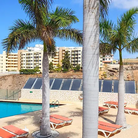 Sea&sun Paradise, Heated Pool, 2br, Parking *