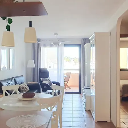 Sea&sun Paradise, Heated Pool, 2br, Parking Lägenhet *