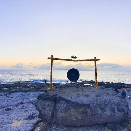 Daire Sea&sun Paradise, Heated Pool, 2br, Parking *