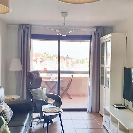 Sea&sun Paradise, Heated Pool, 2br, Parking * بلايا بارايسو