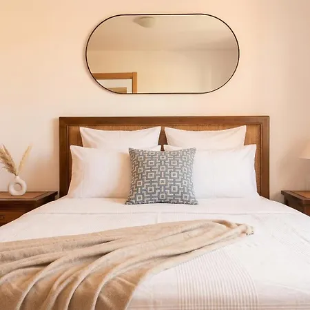 Sea&sun Paradise, Heated Pool, 2br, Parking Apartamento