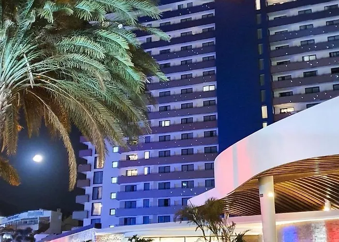 شقة Sea&sun Paradise, Heated Pool, 2br, Parking بلايا بارايسو