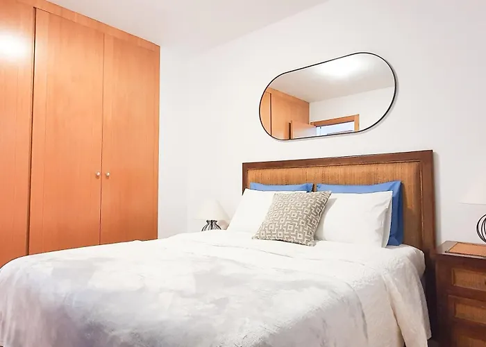 Sea&sun Paradise, Heated Pool, 2br, Parking