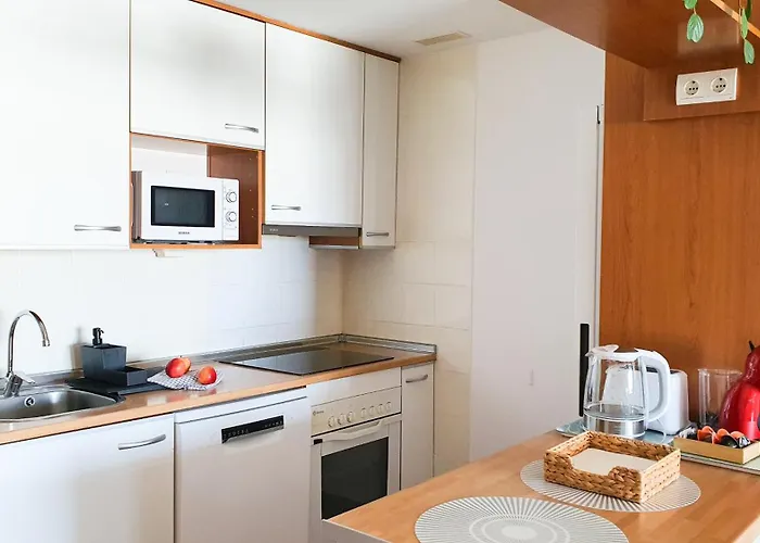 Διαμέρισμα Sea&sun Paradise, Heated Pool, 2br, Parking *