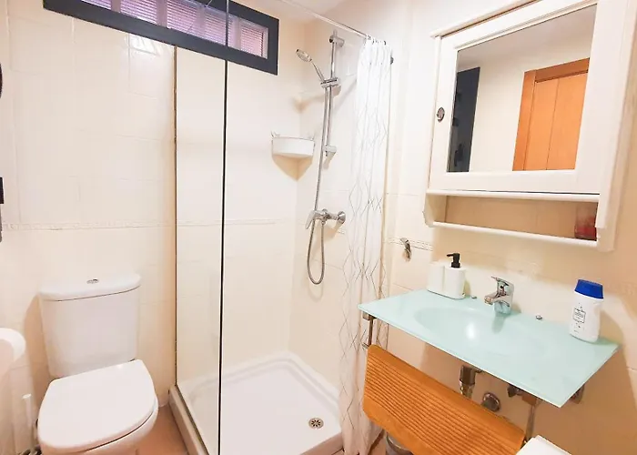 Sea&sun Paradise, Heated Pool, 2br, Parking *