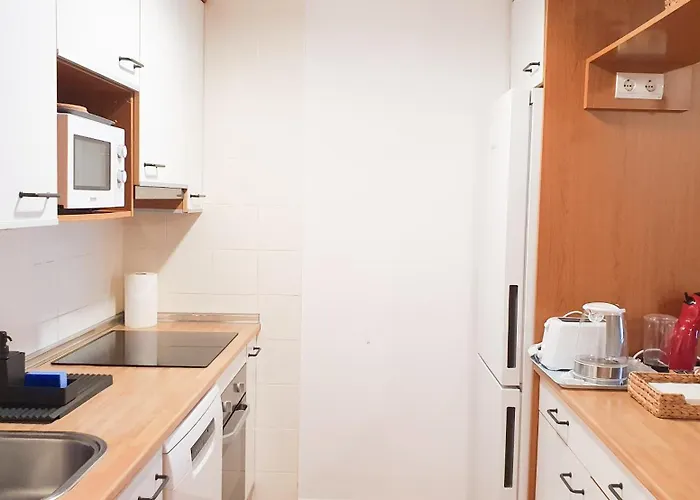 Sea&sun Paradise, Heated Pool, 2br, Parking بلايا بارايسو