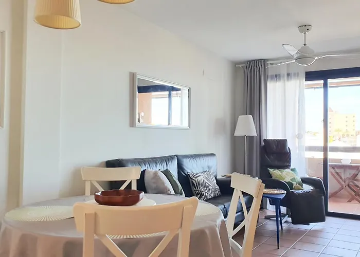 Sea&sun Paradise, Heated Pool, 2br, Parking * بلايا بارايسو